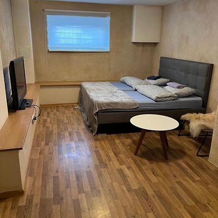 Sueda Hostel Sueda 7 タリン エクステリア 写真