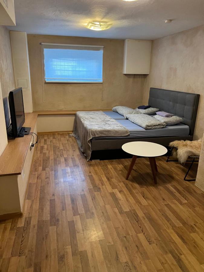 Sueda Hostel Sueda 7 タリン エクステリア 写真